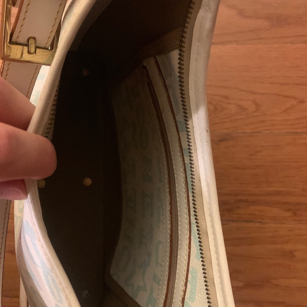 Dooney & Bourke - Picture 2 of 4